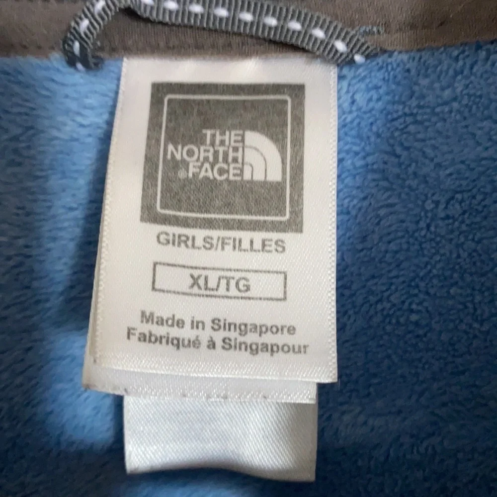 The North Face Girls Quarter Zip Fleece Pullover - XL